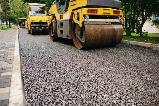 Best Driveway Paving Contractor  in Seven Hills, OH